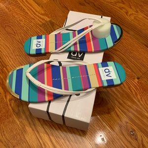 Dolce Vita flip flops 8.5  *Brand New*